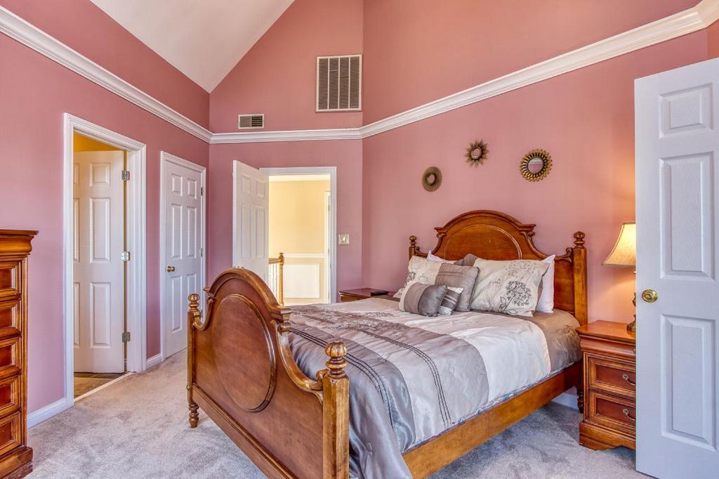 Ober Hideaway, Hot Tub, Wifi, 1089 Free Tickets Each Paid Day, Dollywood And More แกตลิงเบิร์ก ภายนอก รูปภาพ