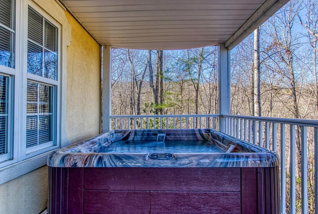 Ober Hideaway, Hot Tub, Wifi, 1089 Free Tickets Each Paid Day, Dollywood And More แกตลิงเบิร์ก ภายนอก รูปภาพ